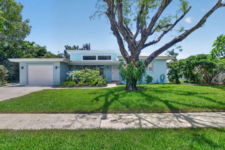 Property photo for 2110 NE 4th Avenue, Boca Raton, FL