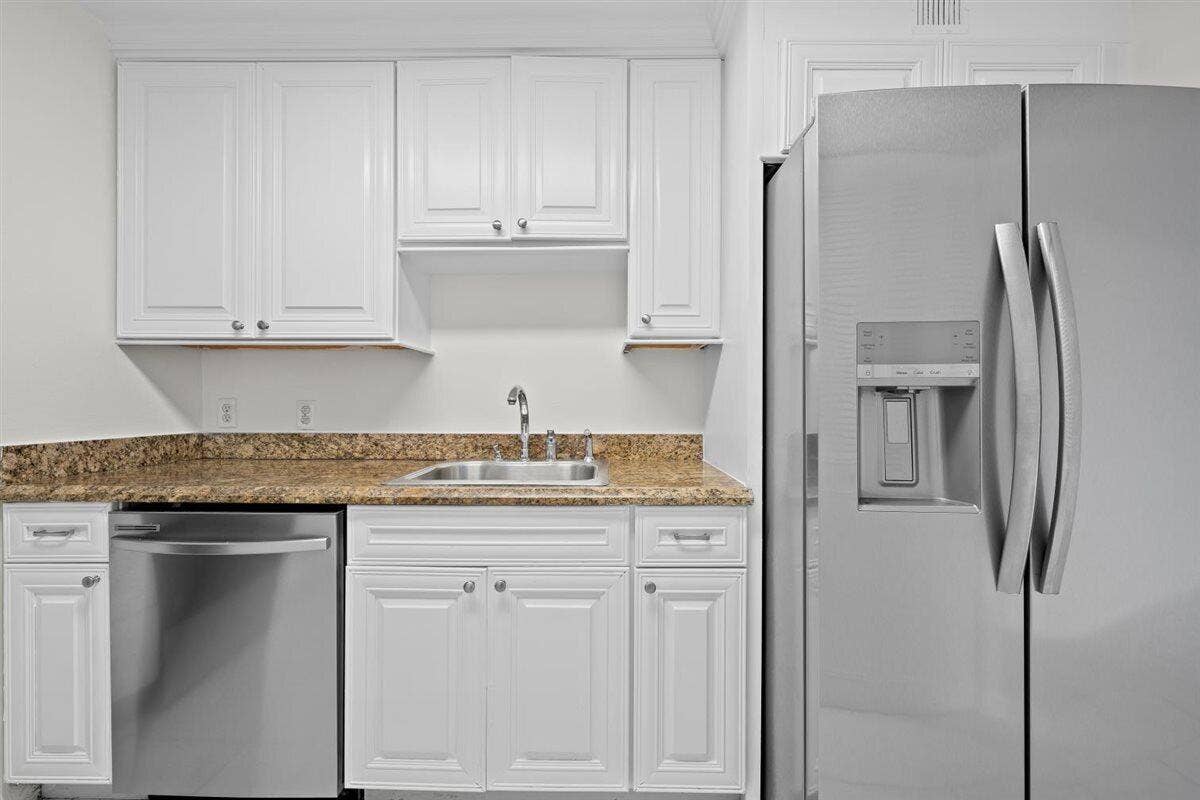 5600 N Flagler Drive, #2304, West Palm Beach, FL 33407 10-LUX_6824