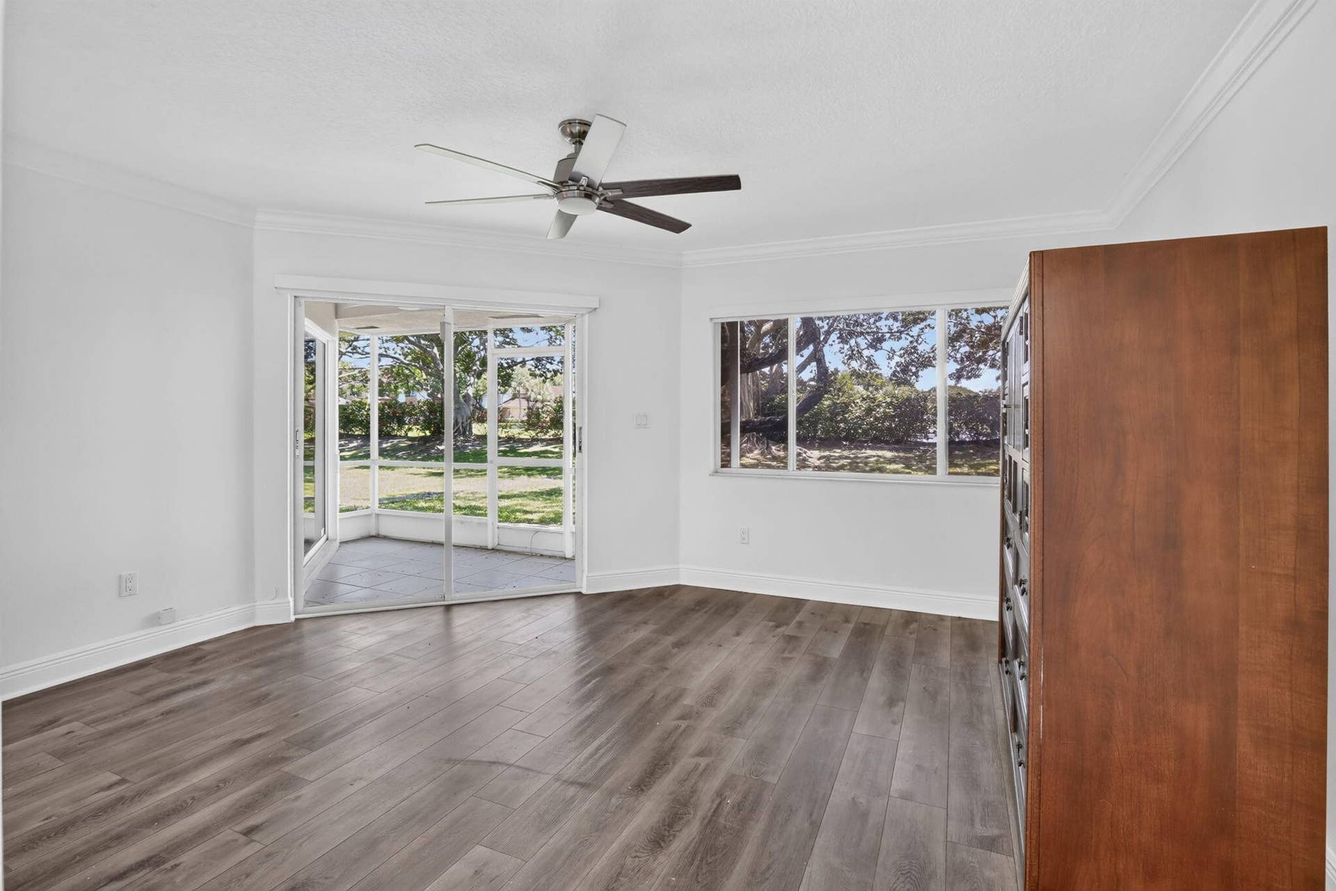 9200 NW 9th Court, Plantation, FL 33324 21-web-or-mls-_A7A4100