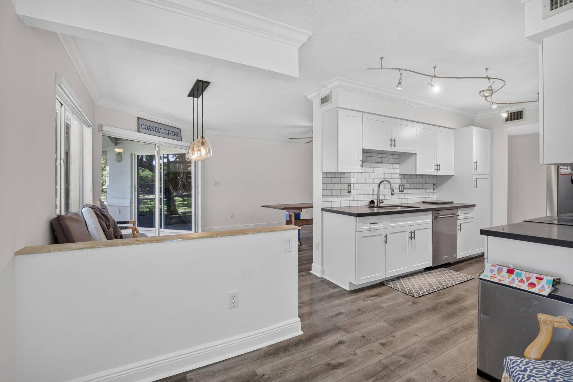 9200 NW 9th Court, Plantation, FL 33324 14-web-or-mls-_A7A4069