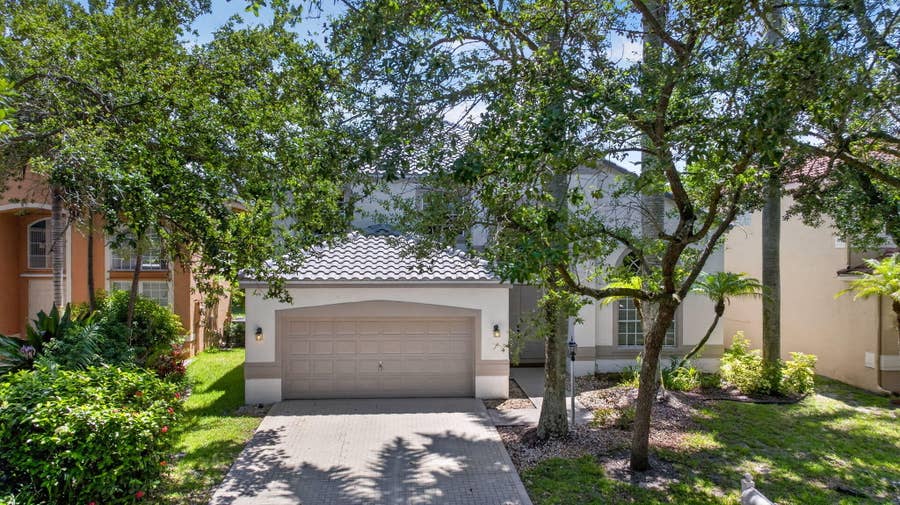 Property photo for 6702 NW 80th Manor, Parkland, FL