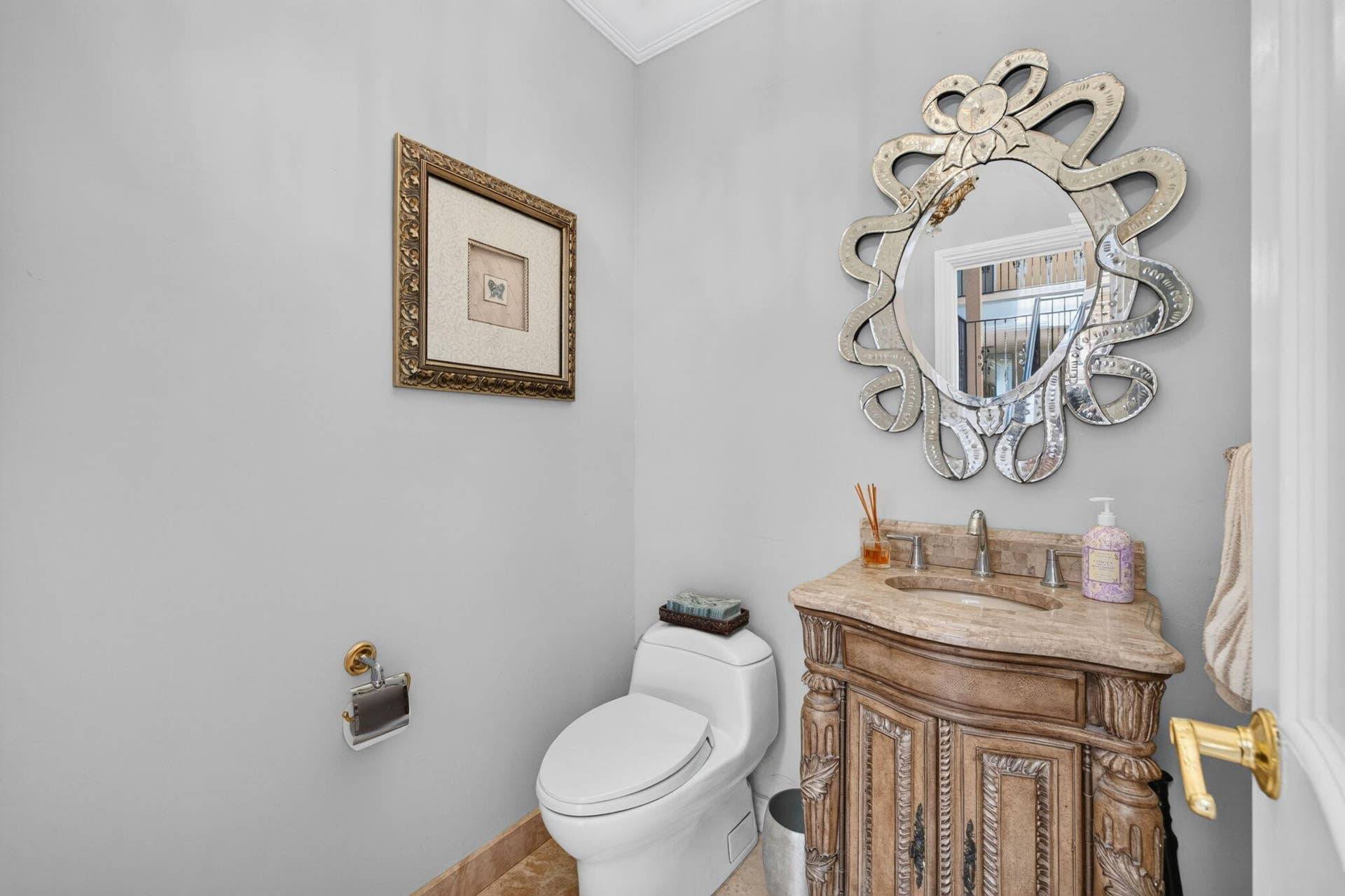 3110 NE 47th Street, Fort Lauderdale, FL 33308 054-Powder-Room-Vanity
