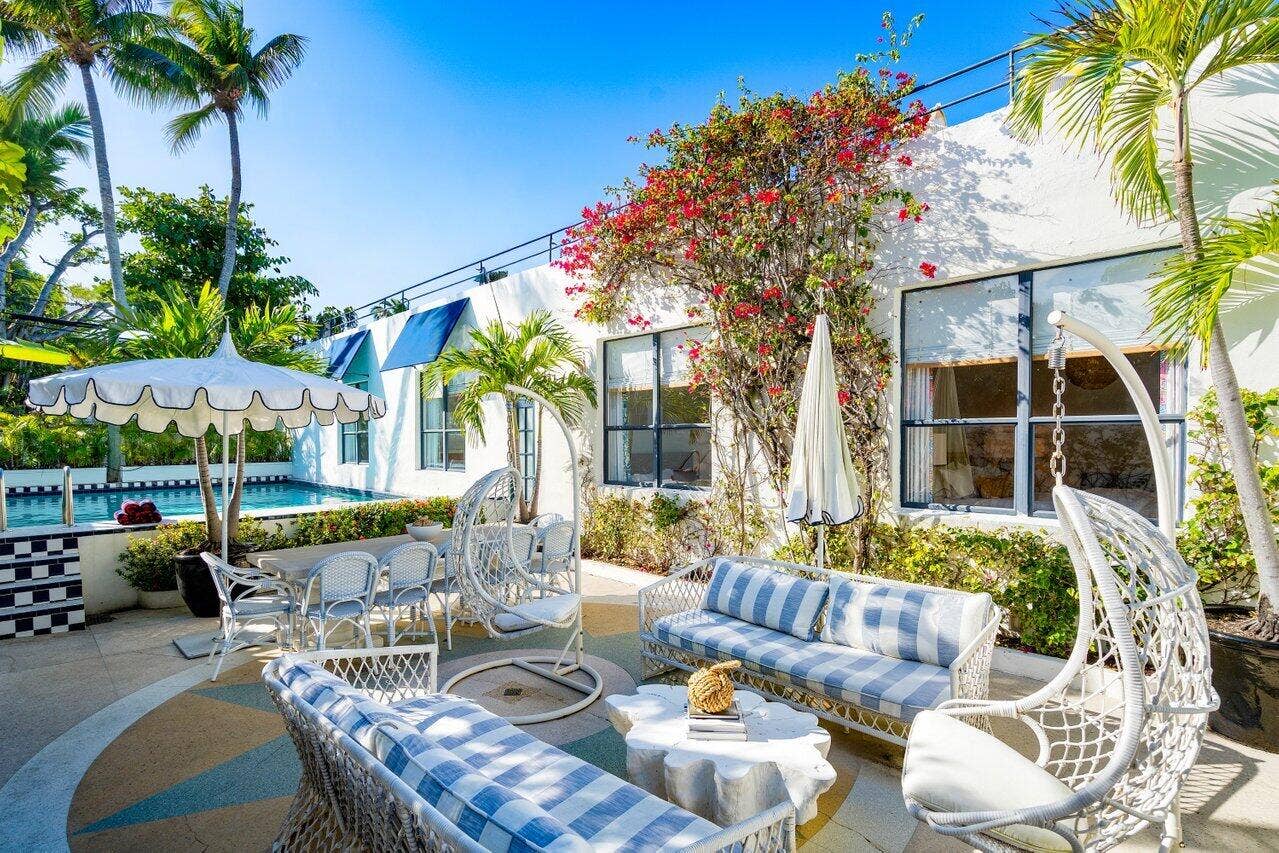 162 Peruvian Avenue, Palm Beach, FL 33480 033-162PeruvianAvenue-PalmBeach-FL-33480