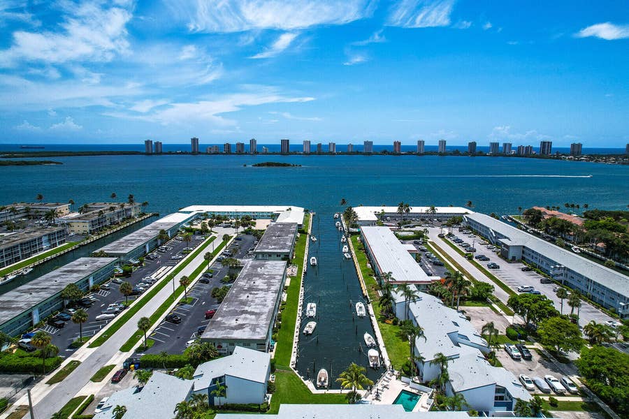Property photo for 129 Lehane Terrace, #133, North Palm Beach, FL