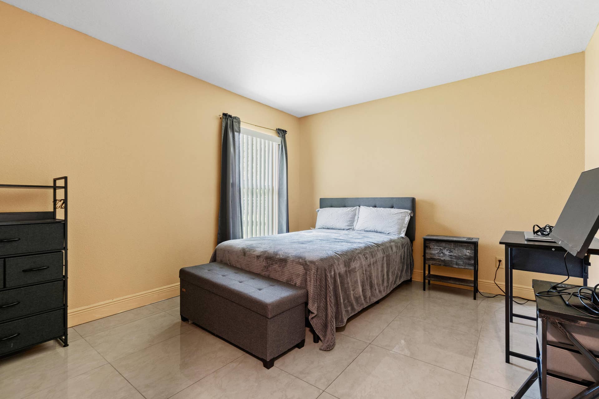 3041 SE Wake Road, Port St Lucie, FL 34984 DSC05545