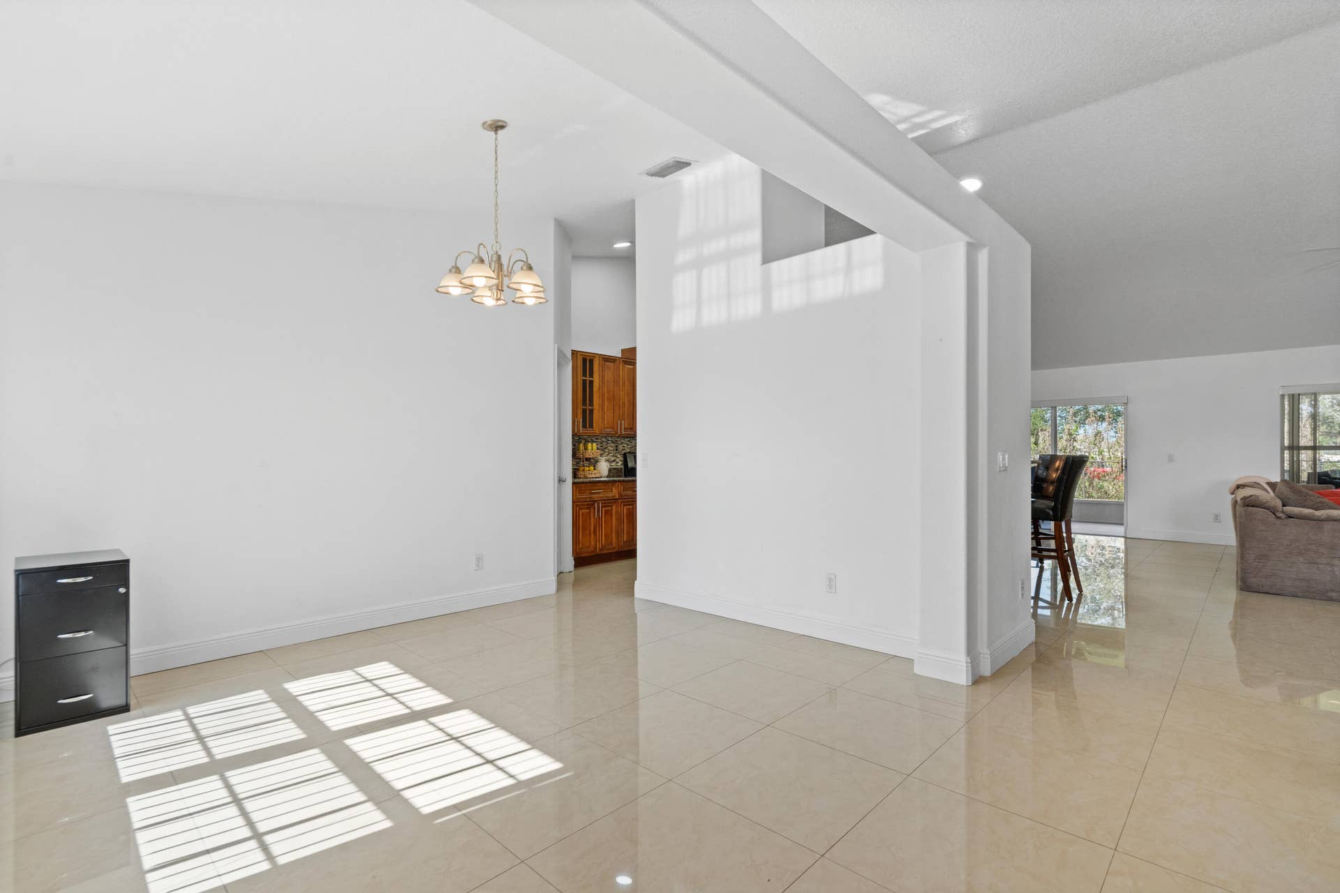 3041 SE Wake Road, Port St Lucie, FL 34984 DSC05445
