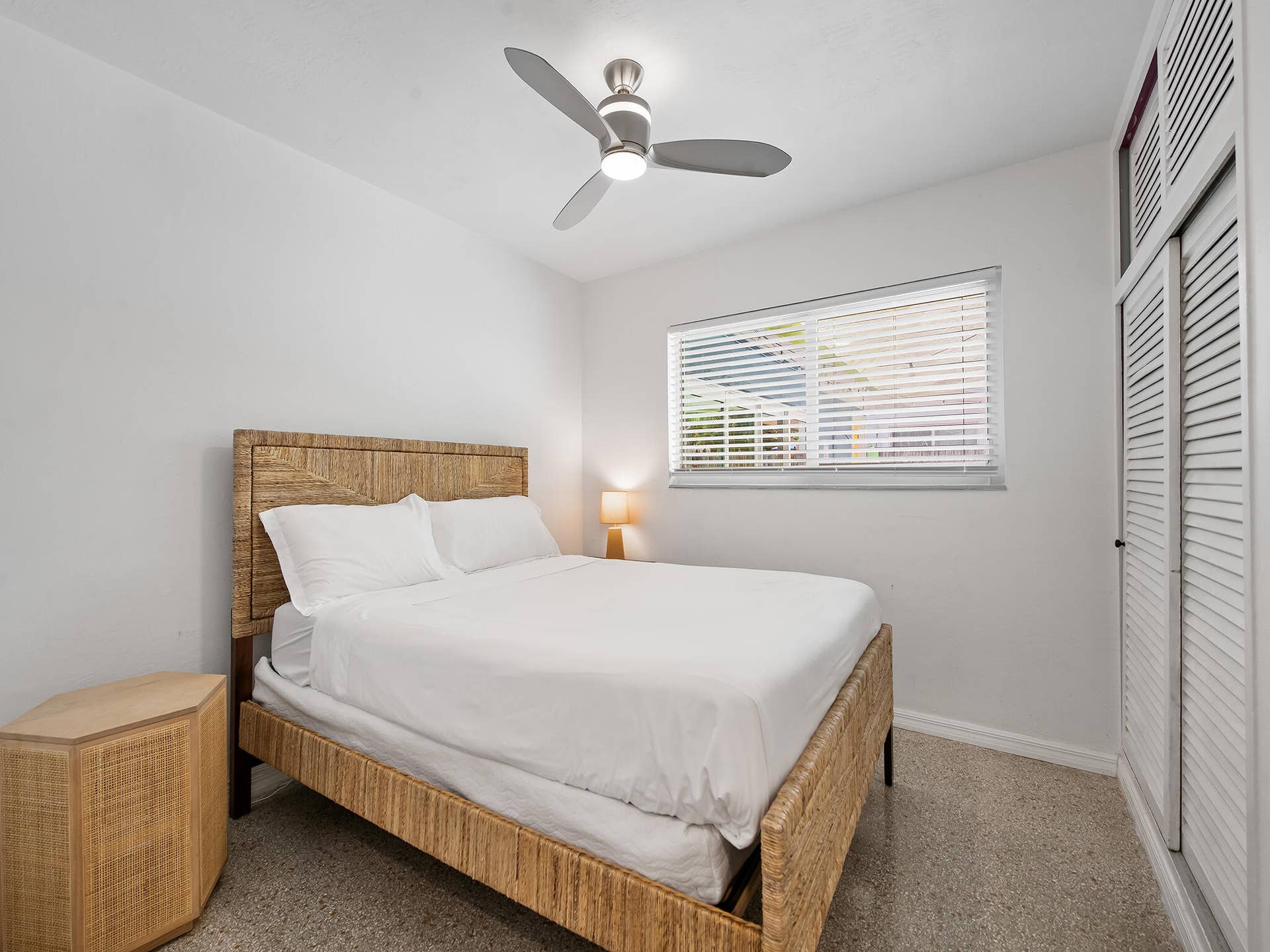 657 NW 30th Court, Wilton Manors, FL 33311 DSC_6649