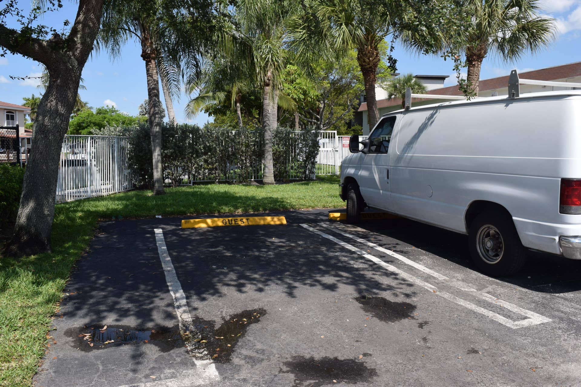 151 SE 6th Avenue, #14, Pompano Beach, FL 33060 Guest Parking