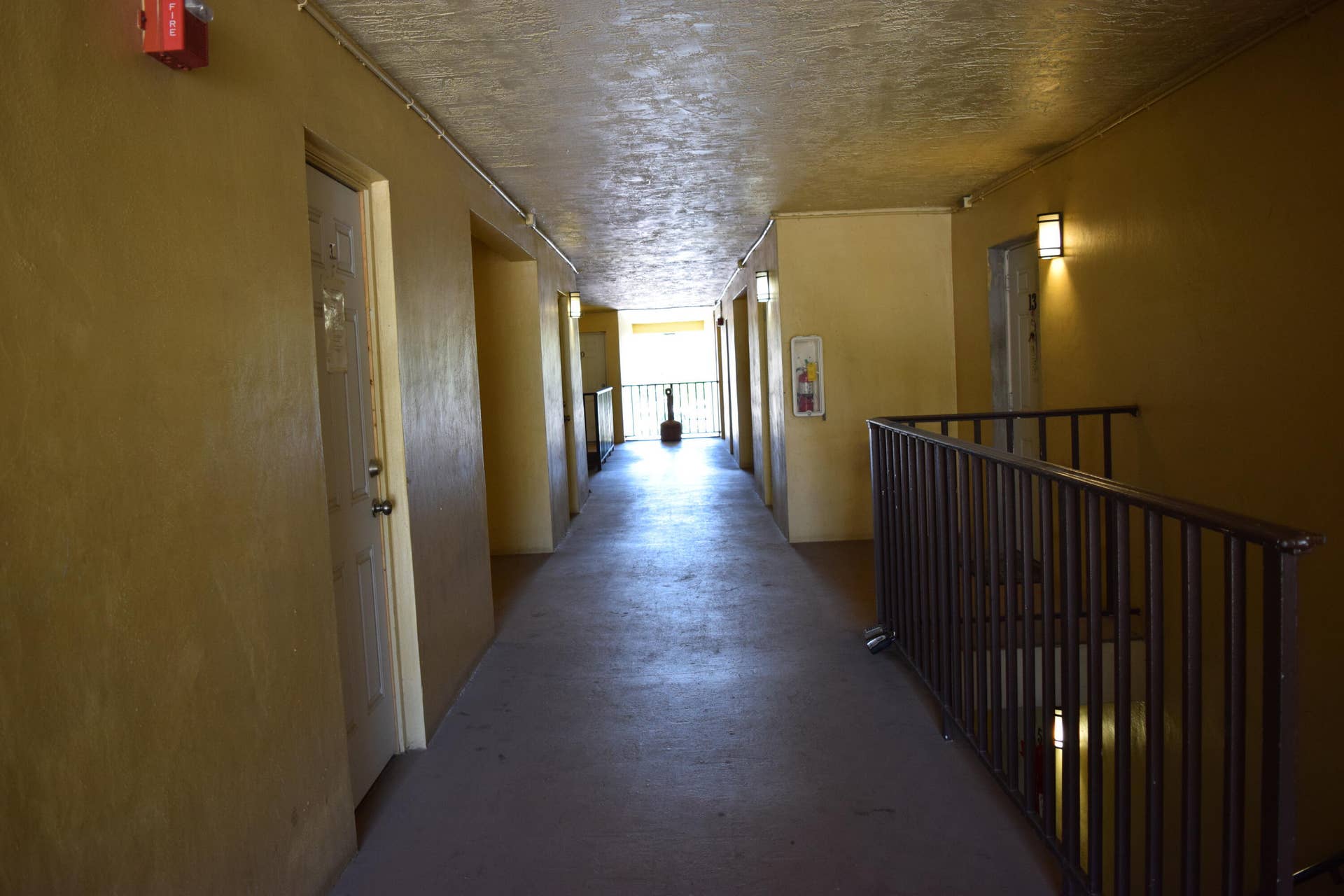 151 SE 6th Avenue, #14, Pompano Beach, FL 33060 Hallway
