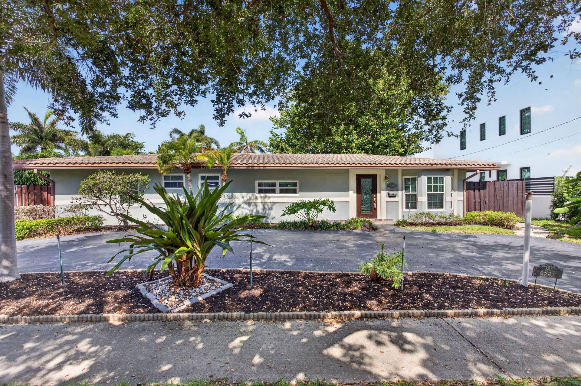4931 NE 27th Avenue, Lighthouse Point, FL 33064 2-web-or-mls-4931-3021