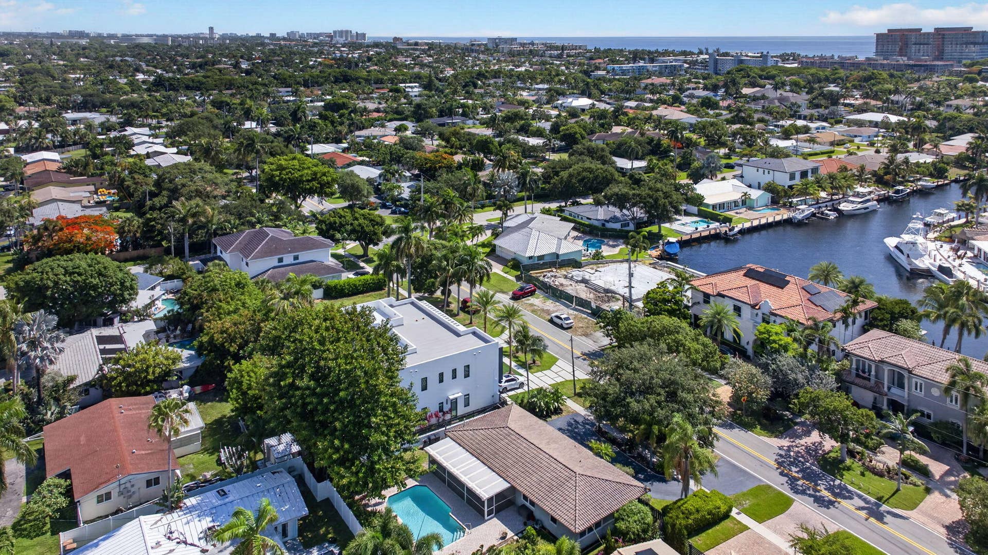 4931 NE 27th Avenue, Lighthouse Point, FL 33064 42-web-or-mls-4931--4