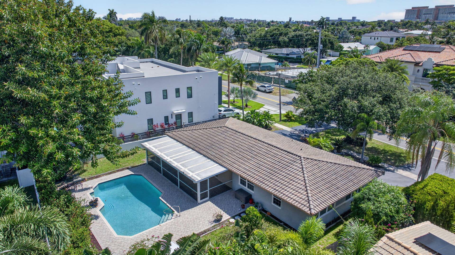 4931 NE 27th Avenue, Lighthouse Point, FL 33064 41-web-or-mls-4931--3