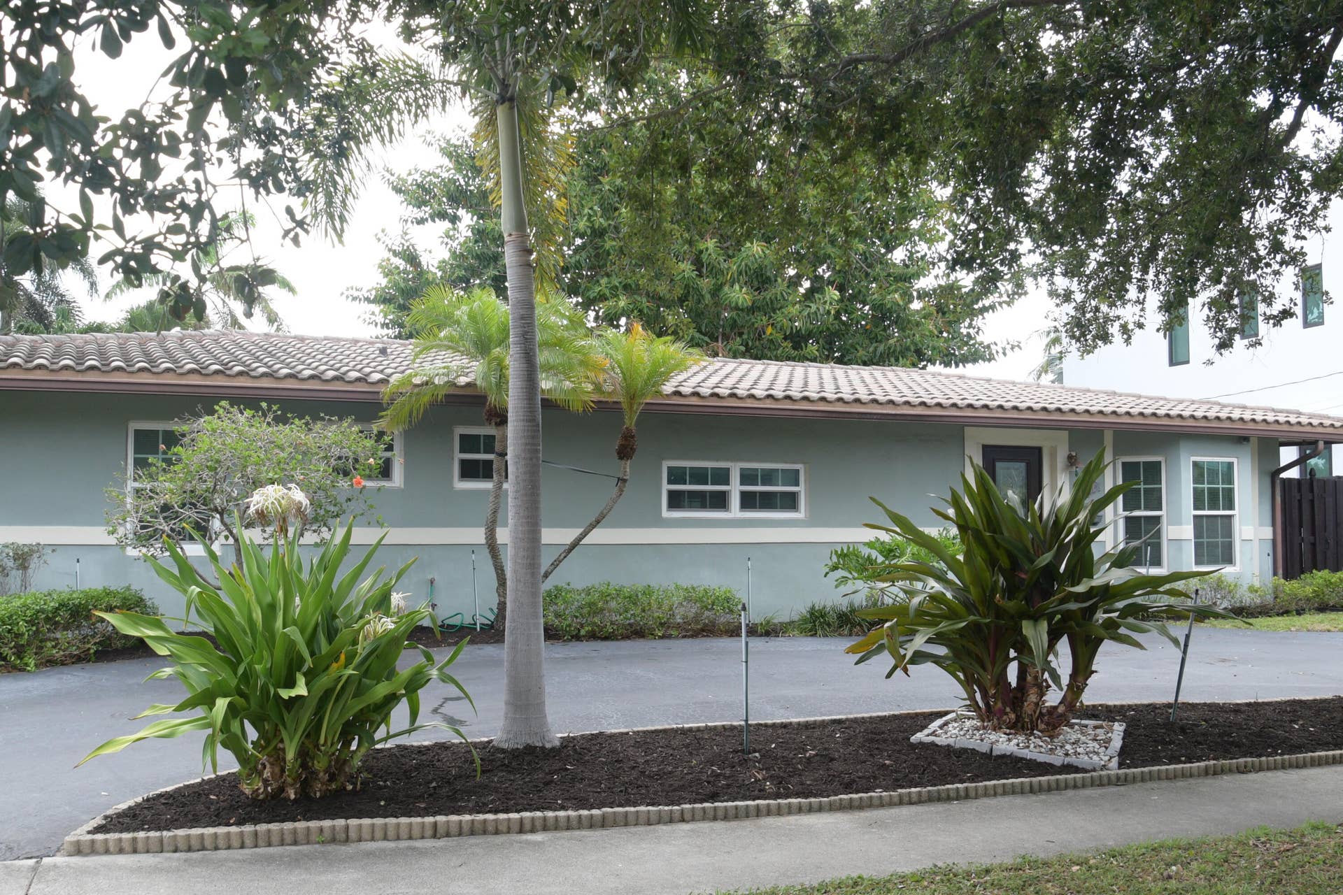 4931 NE 27th Avenue, Lighthouse Point, FL 33064 4931-4383