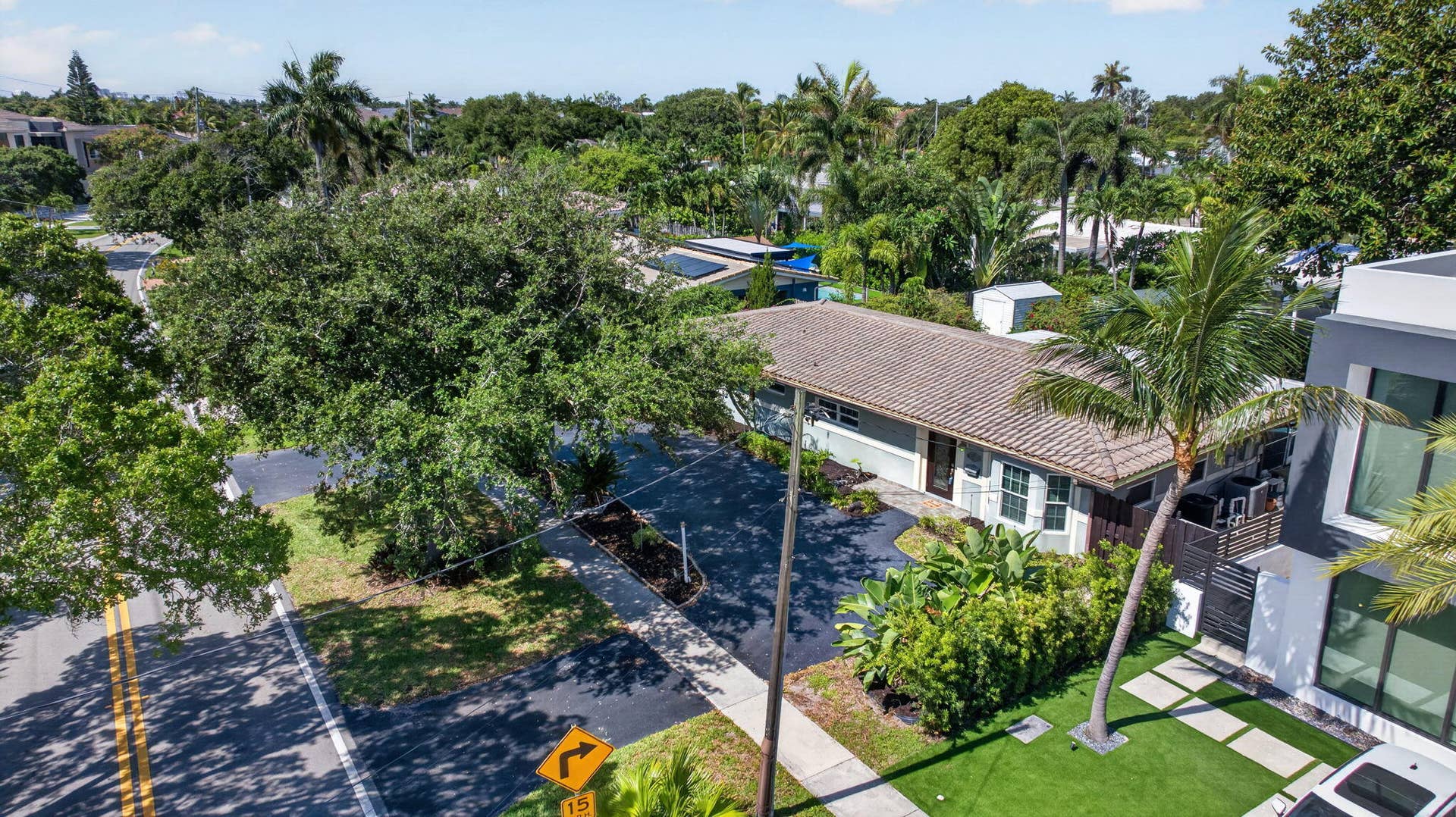 4931 NE 27th Avenue, Lighthouse Point, FL 33064 50-web-or-mls-4931-