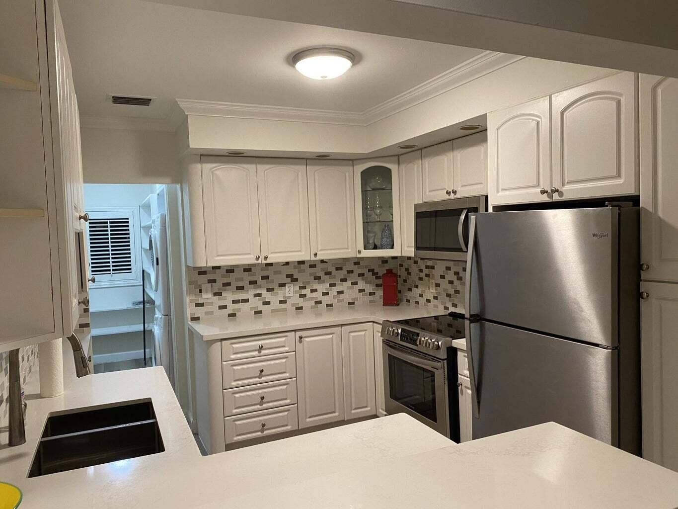 325 Sunset Drive, #A, Fort Lauderdale, FL 33301 kitchen