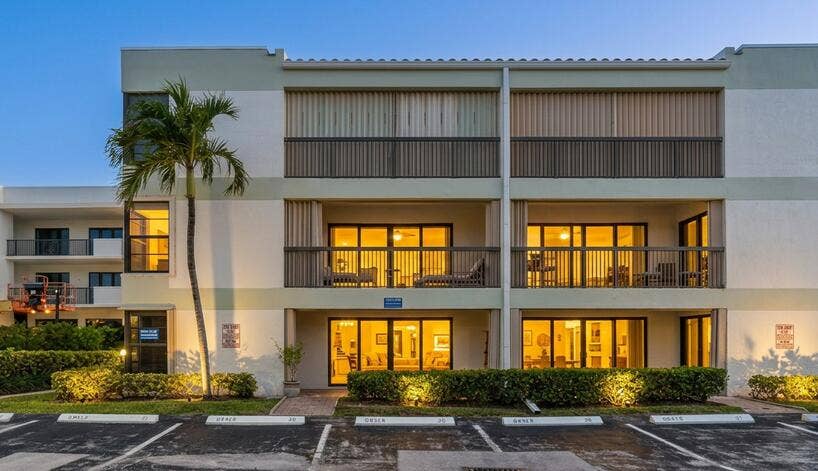 4140 N Ocean Drive, #101e, Lauderdale By The Sea, FL 33308 Twilight_1024px