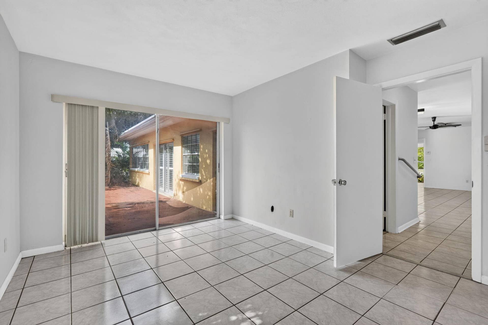 842 Fathom Road W, North Palm Beach, FL 33408 16-web-or-mls-003__MLP3522