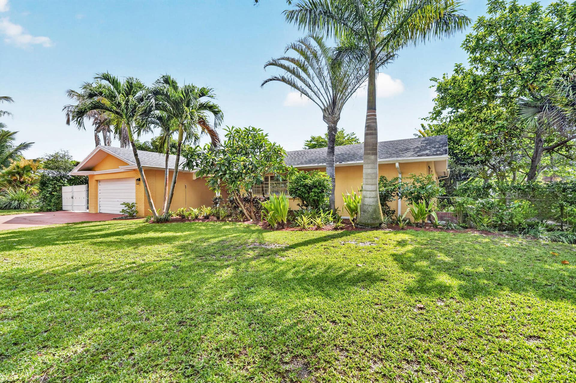 842 Fathom Road W, North Palm Beach, FL 33408 1-web-or-mls-064__MLP3825