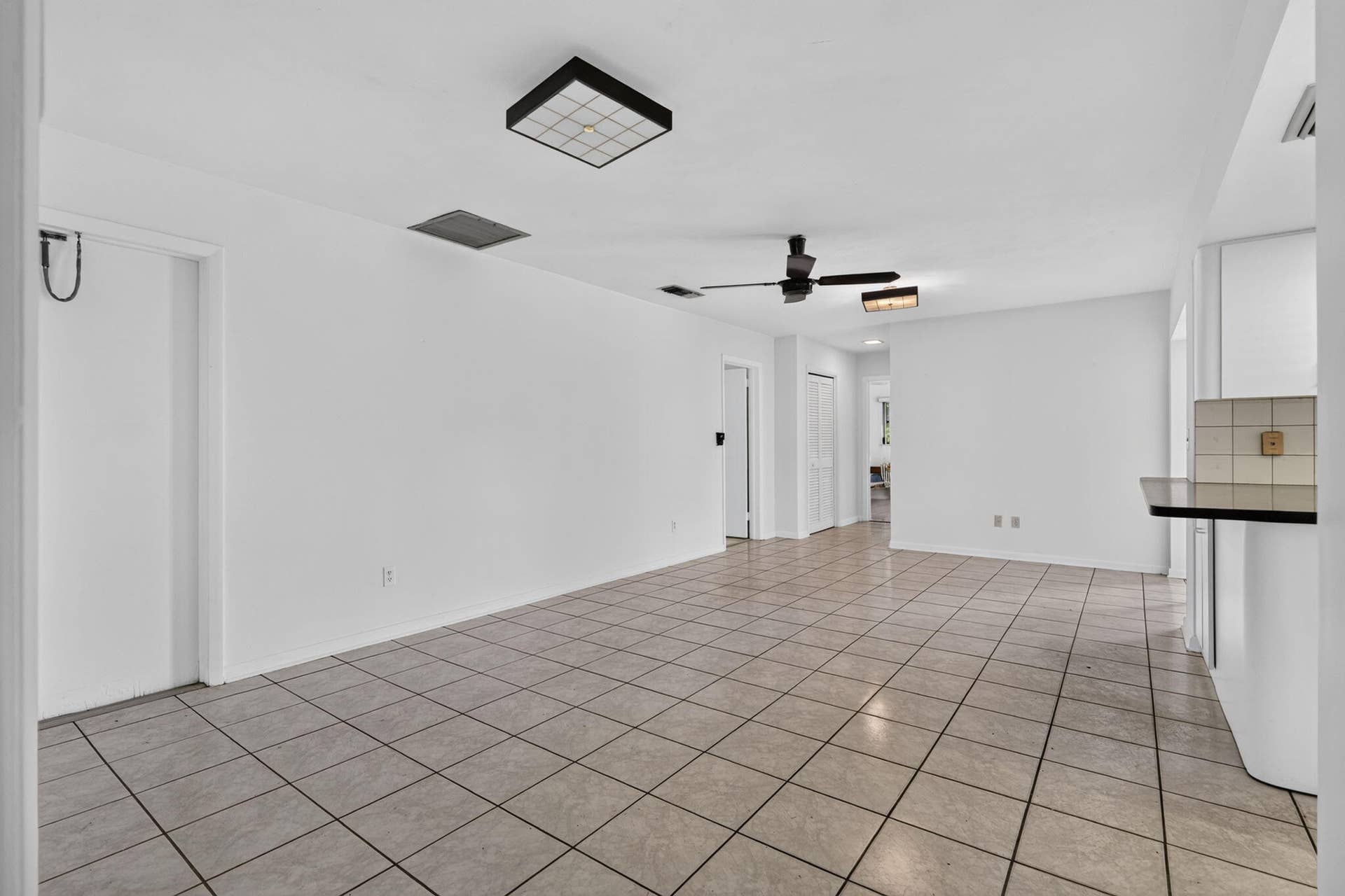 842 Fathom Road W, North Palm Beach, FL 33408 40-web-or-mls-036__MLP3687