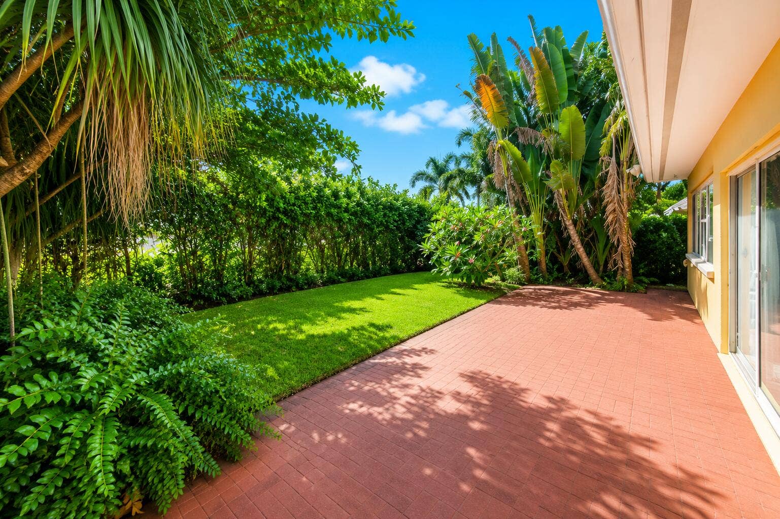 842 Fathom Road W, North Palm Beach, FL 33408 Patio