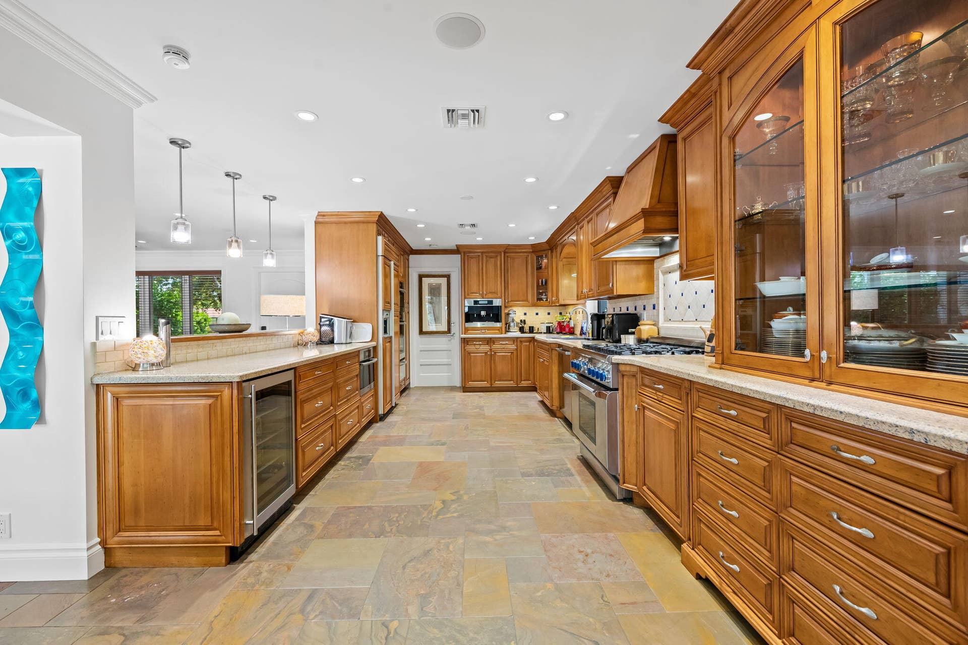 1508 NE 30th Court, Oakland Park, FL 33334 Kitchen