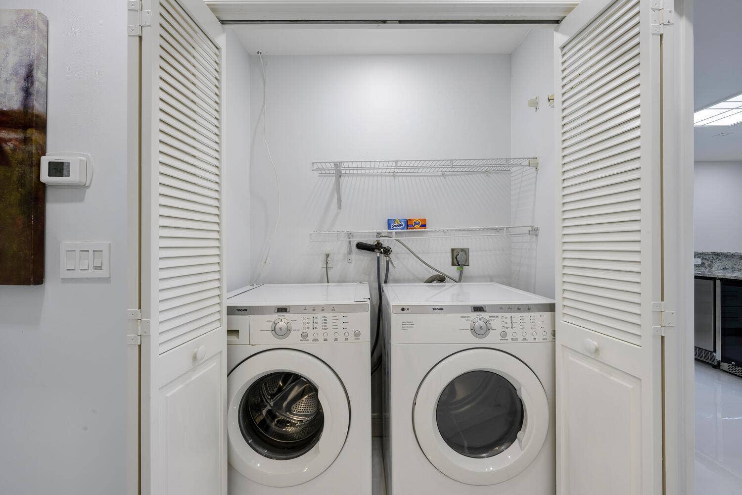 11335 Twelve Oaks Way, North Palm Beach, FL 33408 Laundry