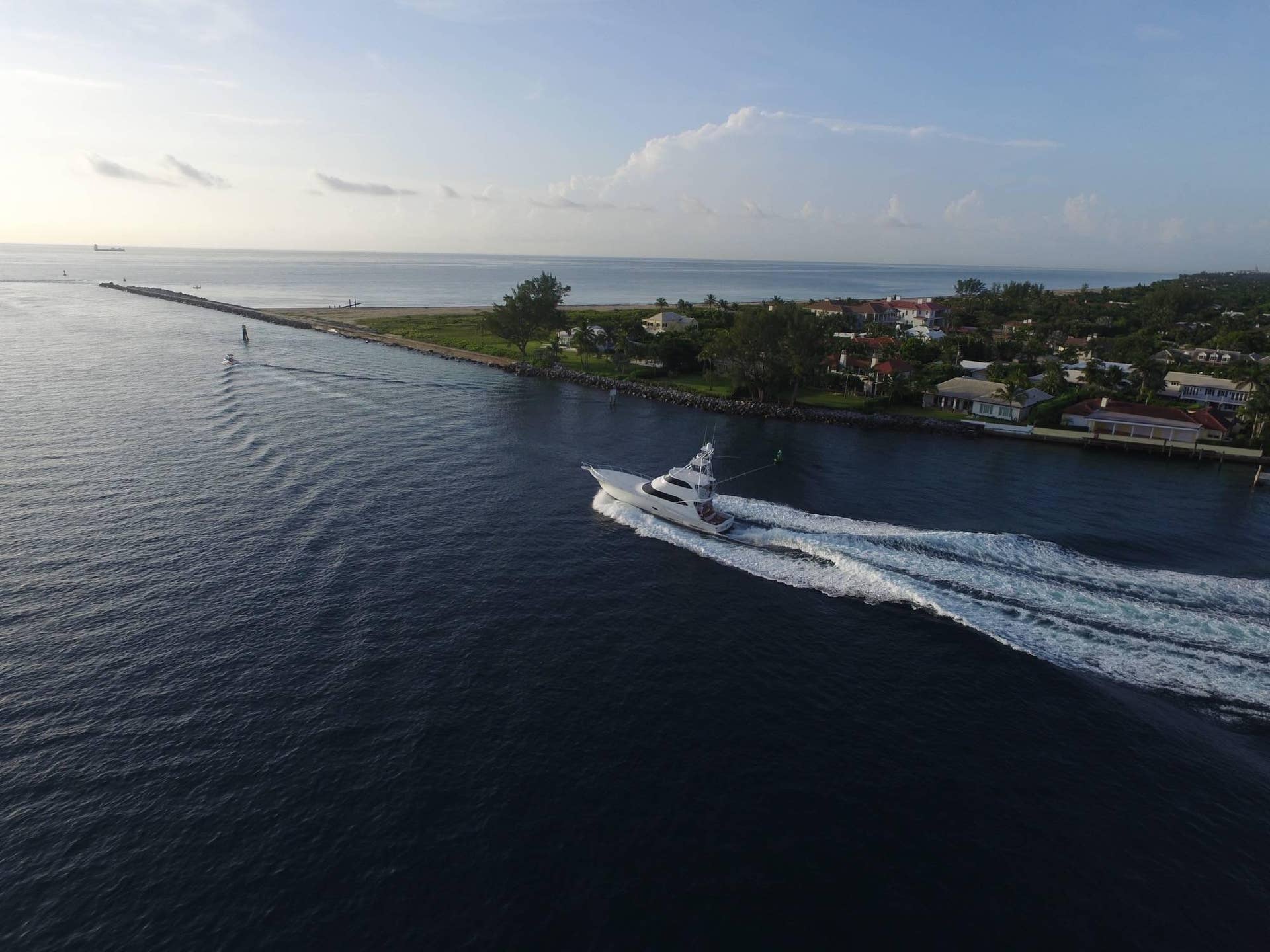 11335 Twelve Oaks Way, North Palm Beach, FL 33408 BOATING