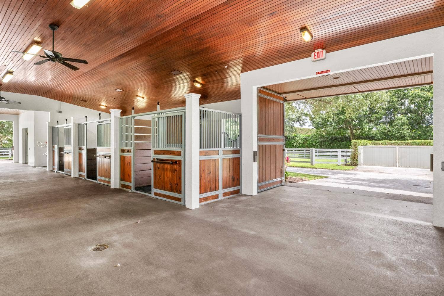 3454 Grand Prix Farms Drive, Wellington, FL 33414 083-051-DSC 5230-1500x1000