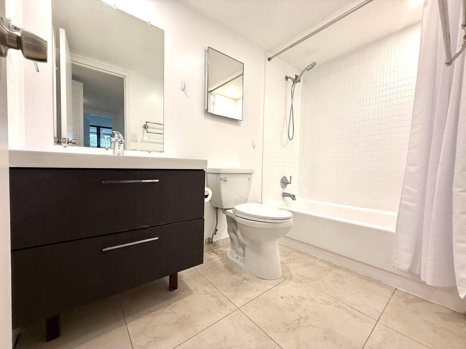 1000 Parkview Drive, #316, Hallandale Beach, Hallandale Beach, FL 33009 9