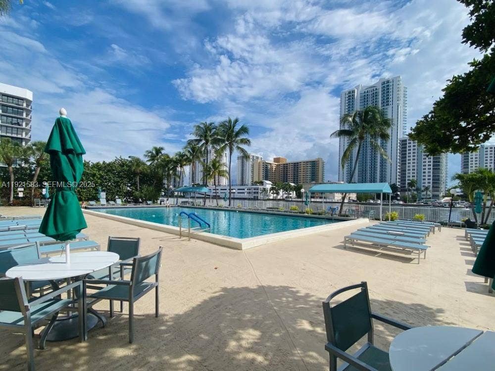 1000 Parkview Drive, #316, Hallandale Beach, Hallandale Beach, FL 33009 22