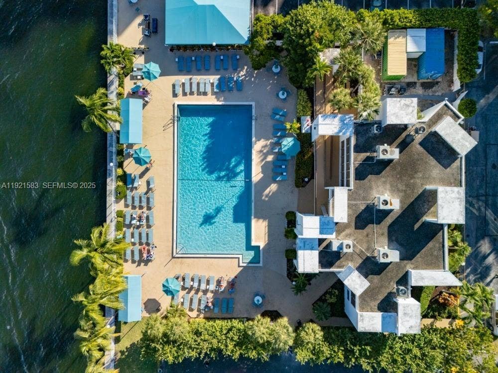 1000 Parkview Drive, #316, Hallandale Beach, Hallandale Beach, FL 33009 25