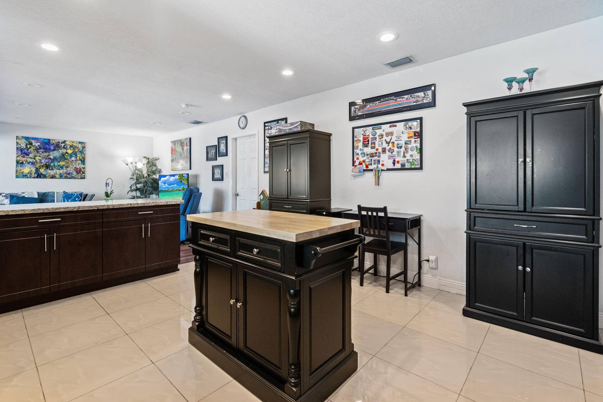 4921 Jackson Street, Hollywood, FL 33021 14-web-or-mls-4921-jackson-st