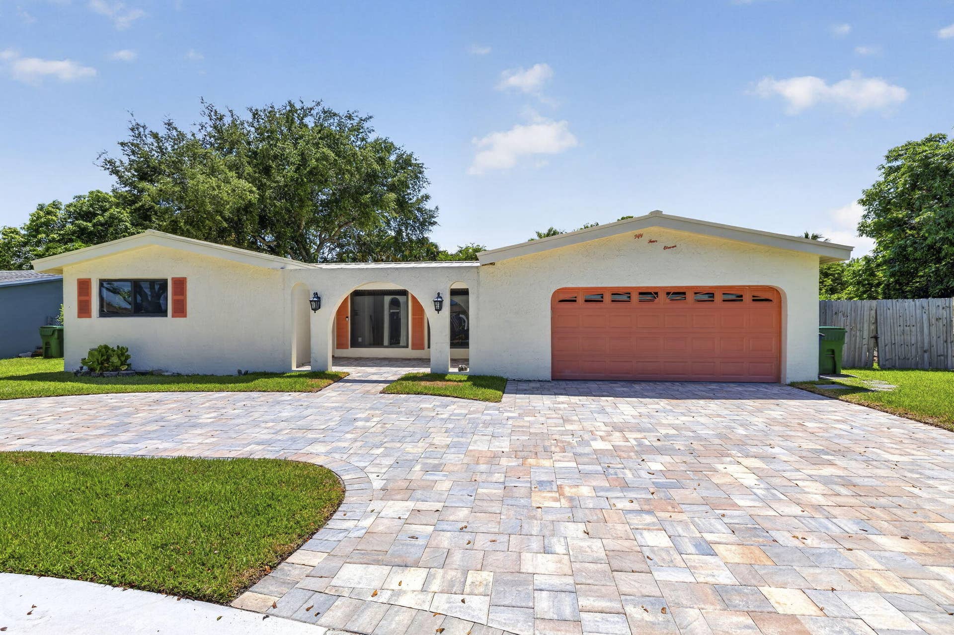 5411 SW 94th Avenue, Cooper City, FL 33328 1-web-or-mls-8I8A6169