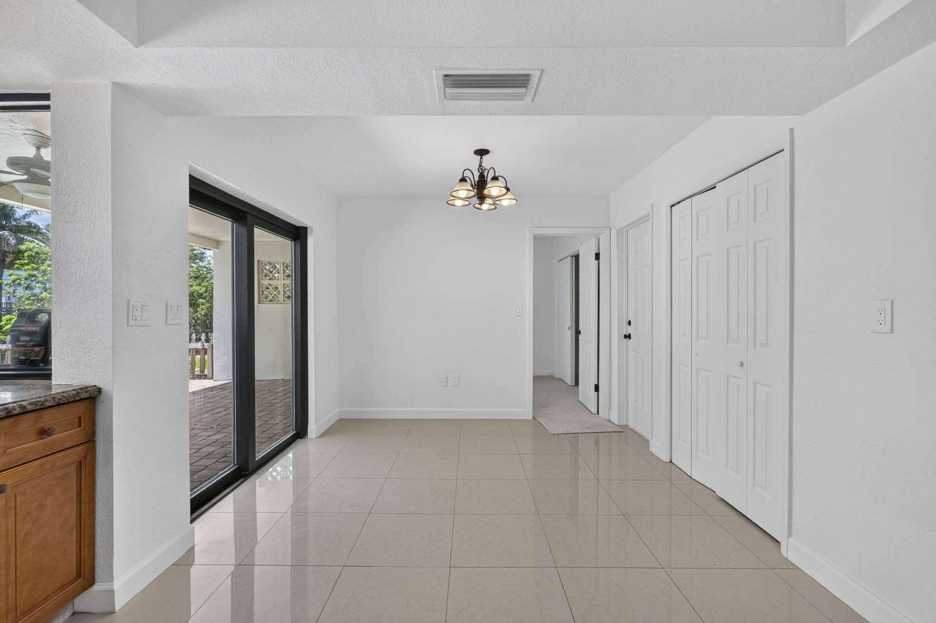 5411 SW 94th Avenue, Cooper City, FL 33328 8-web-or-mls-8I8A6027