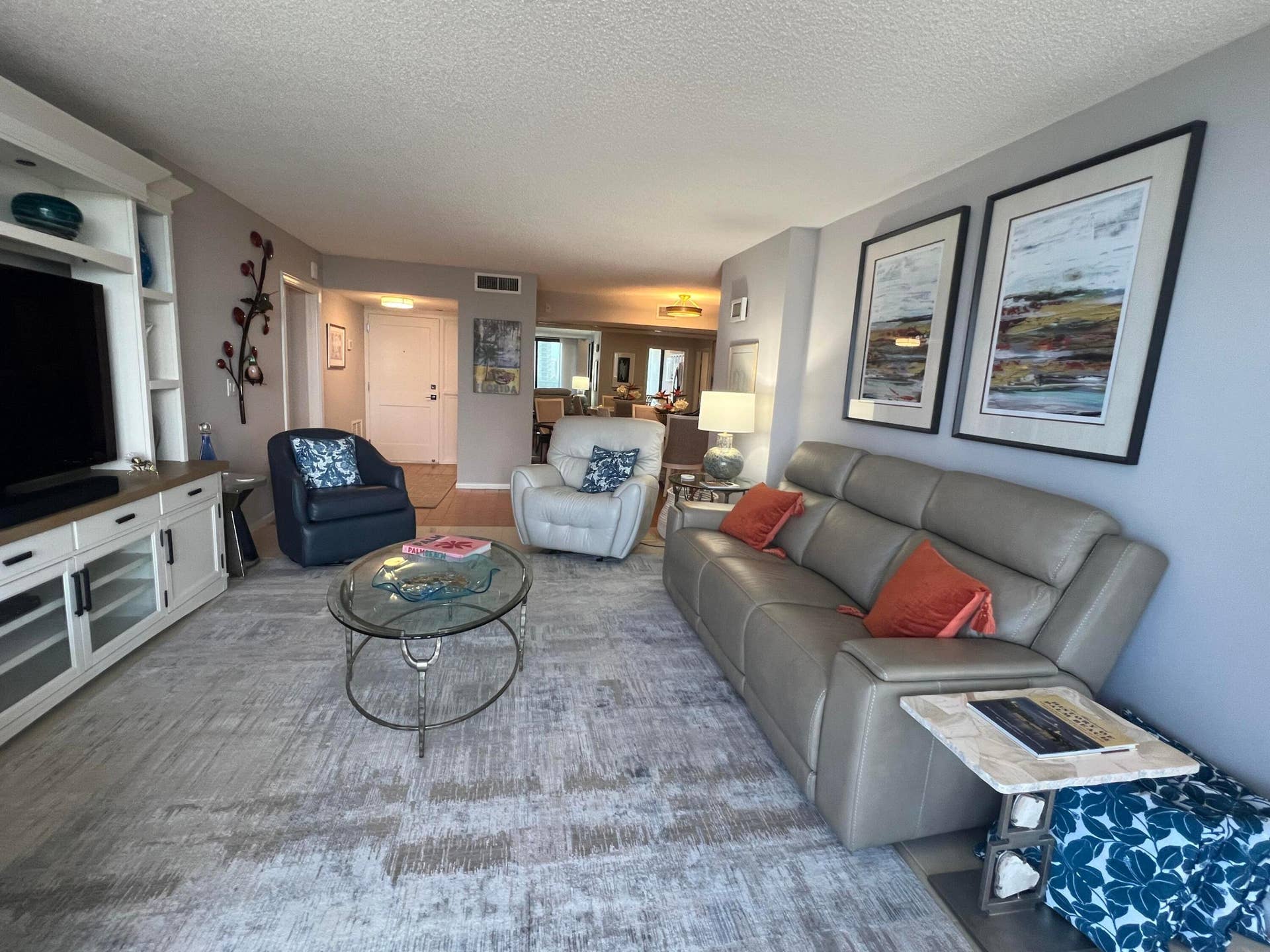 OT 803 Living Room