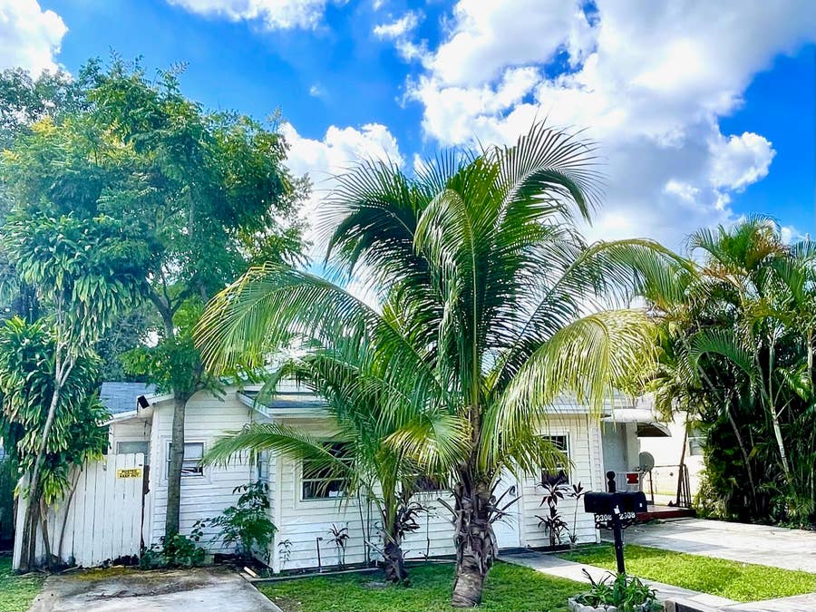 Property photo for 2308 Cleveland Street, #e, Hollywood, FL