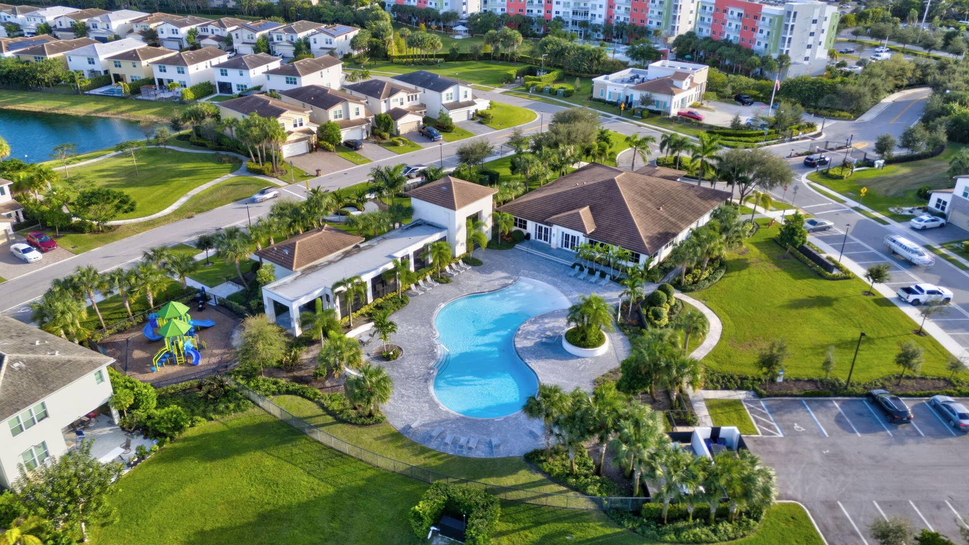 4206 Rosa Drive, Deerfield Beach, FL 33064 74-web-or-mls-DJI_20241114160022_0832_D_
