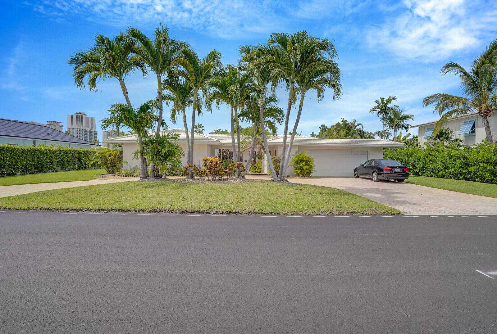 1211 Bimini Lane, Riviera Beach, FL 33404 1211 Bimini front