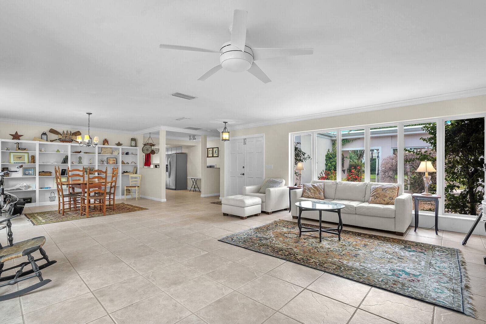 1211 Bimini Lane, Riviera Beach, FL 33404 1211 bimini family room