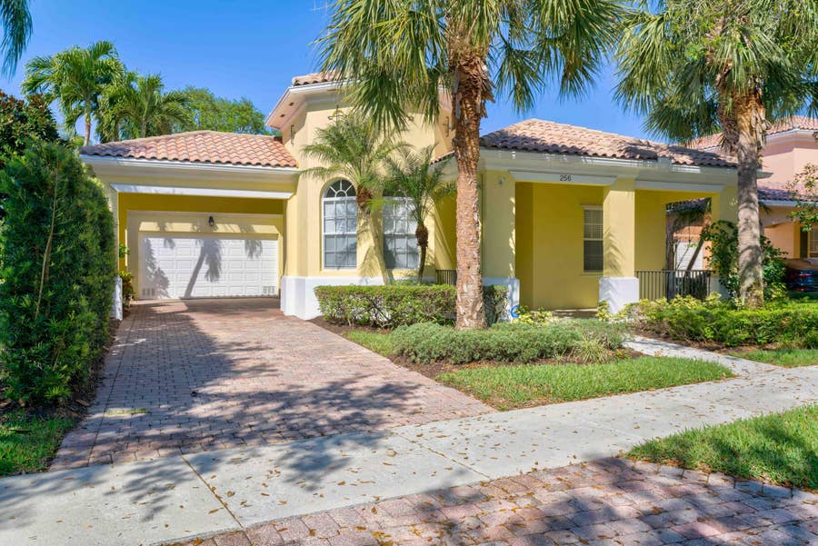Property photo for 256 San Remo Drive, Jupiter, FL