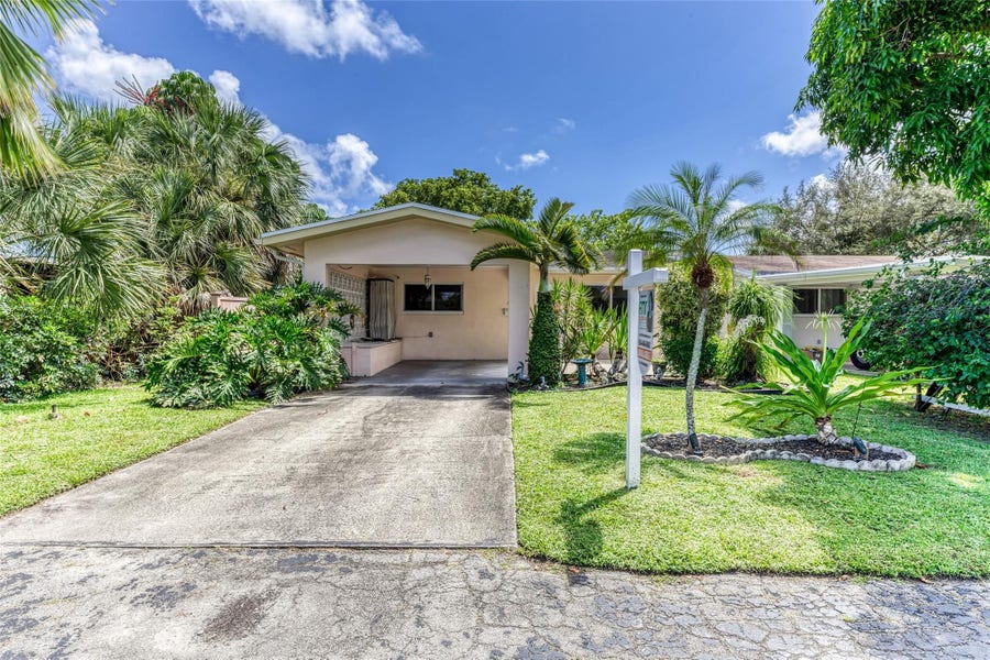 Property photo for 1676 NE 40th Street, Oakland Park, FL