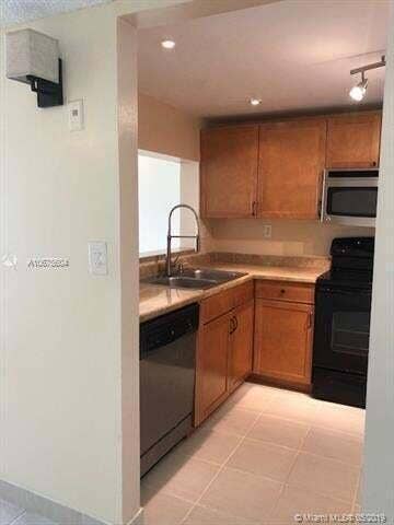 1911 Sabal Palm Drive, #104, Davie, Davie, FL 33324 1911 2