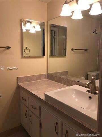 1911 Sabal Palm Drive, #104, Davie, Davie, FL 33324 1911 14