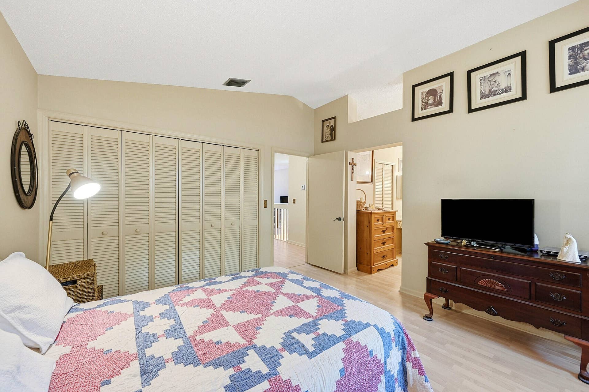 2118 Discovery Circle W, Deerfield Beach, FL 33442 18_primary bedroom
