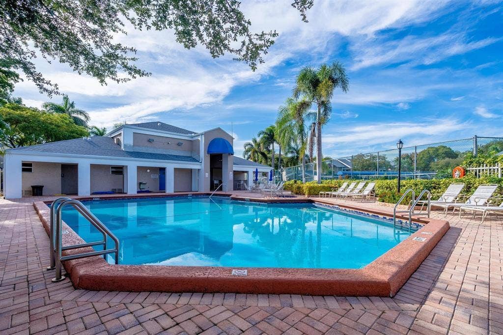 2118 Discovery Circle W, Deerfield Beach, FL 33442 IMG_9932