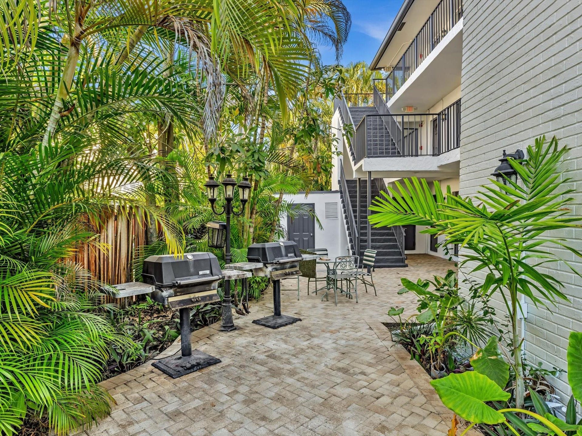 215 NE 16th Avenue, #203, Fort Lauderdale, FL 33301 Photo 24
