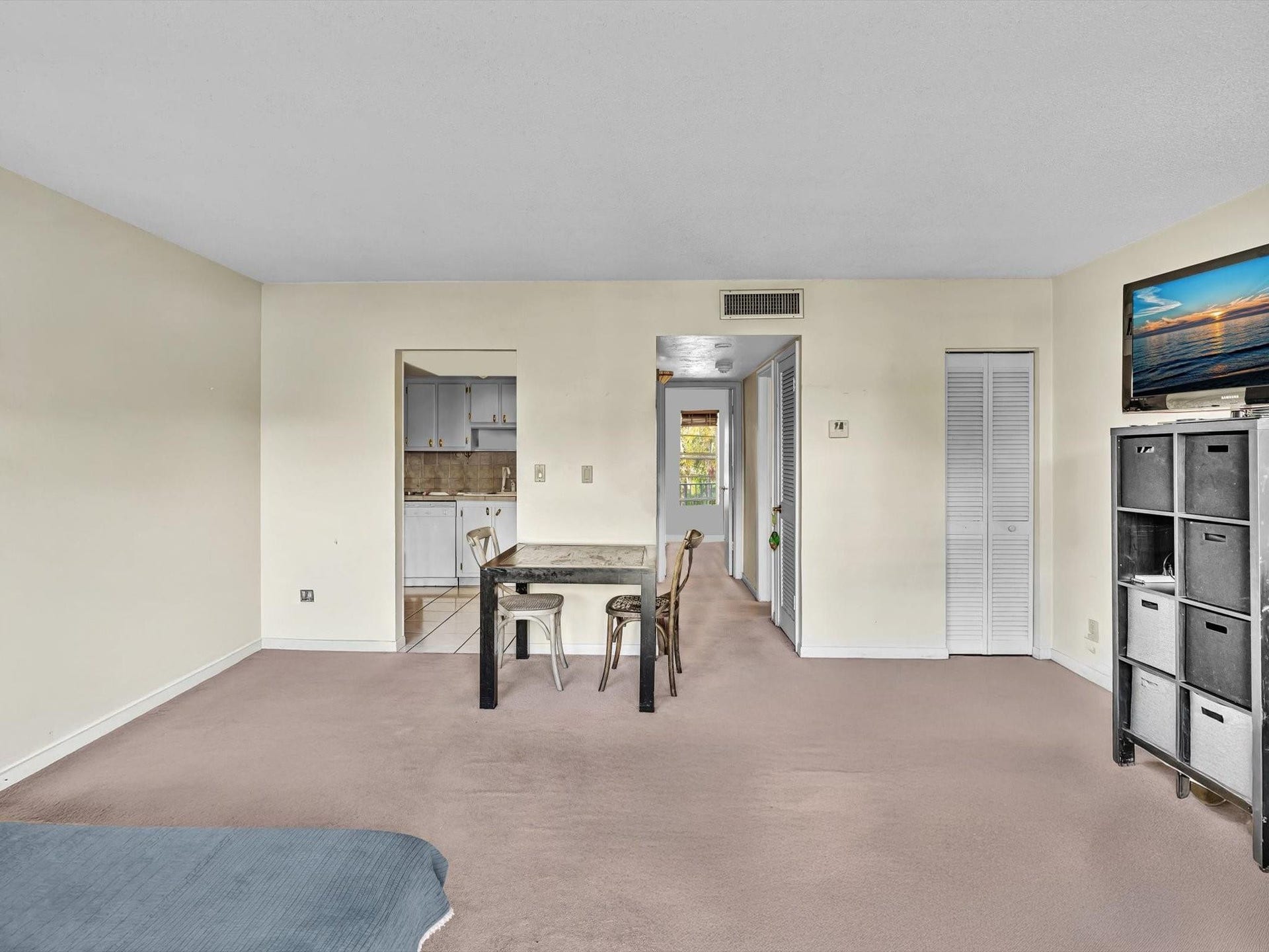 215 NE 16th Avenue, #203, Fort Lauderdale, FL 33301 Photo 9