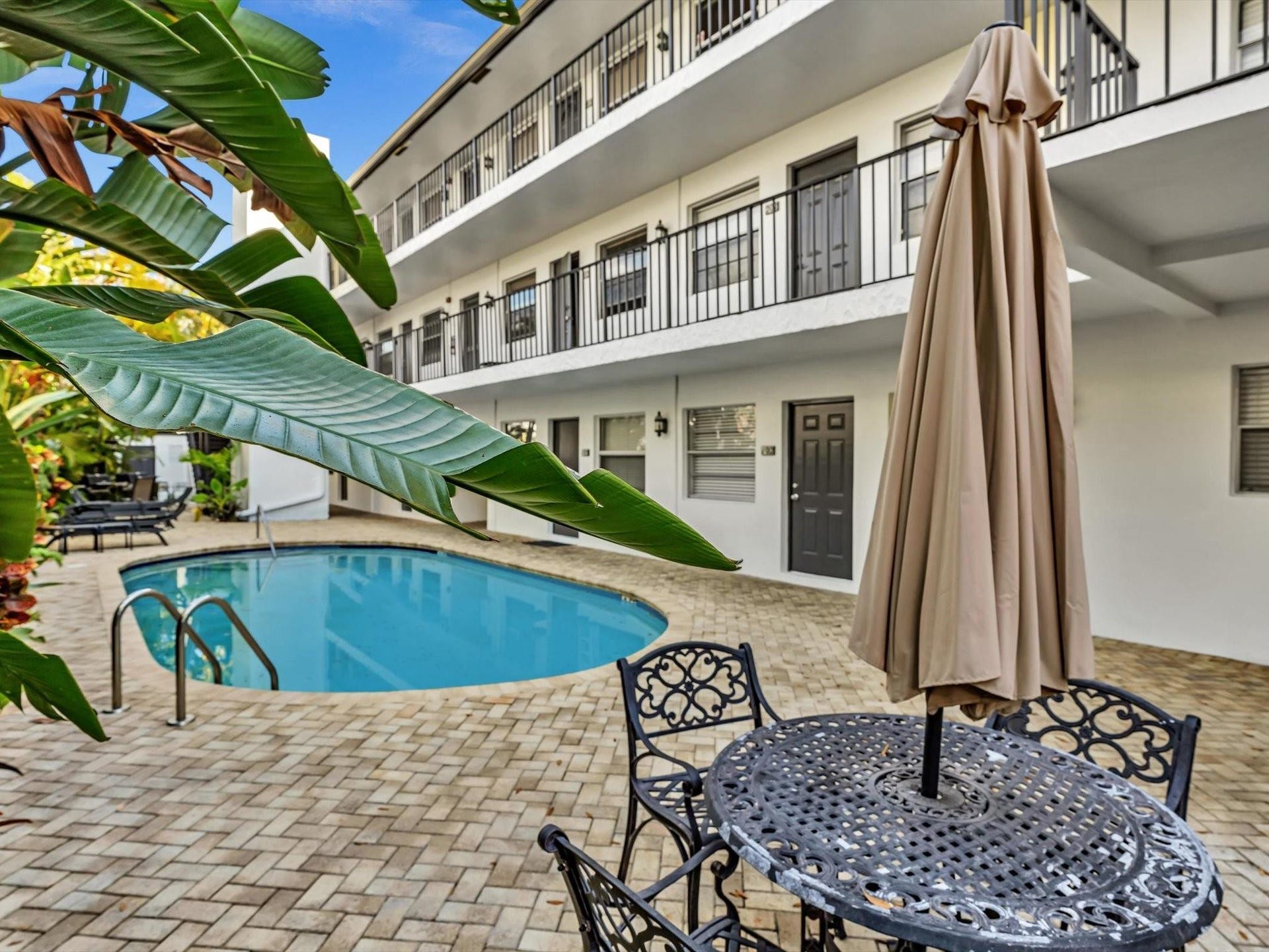 215 NE 16th Avenue, #203, Fort Lauderdale, FL 33301 Photo 23