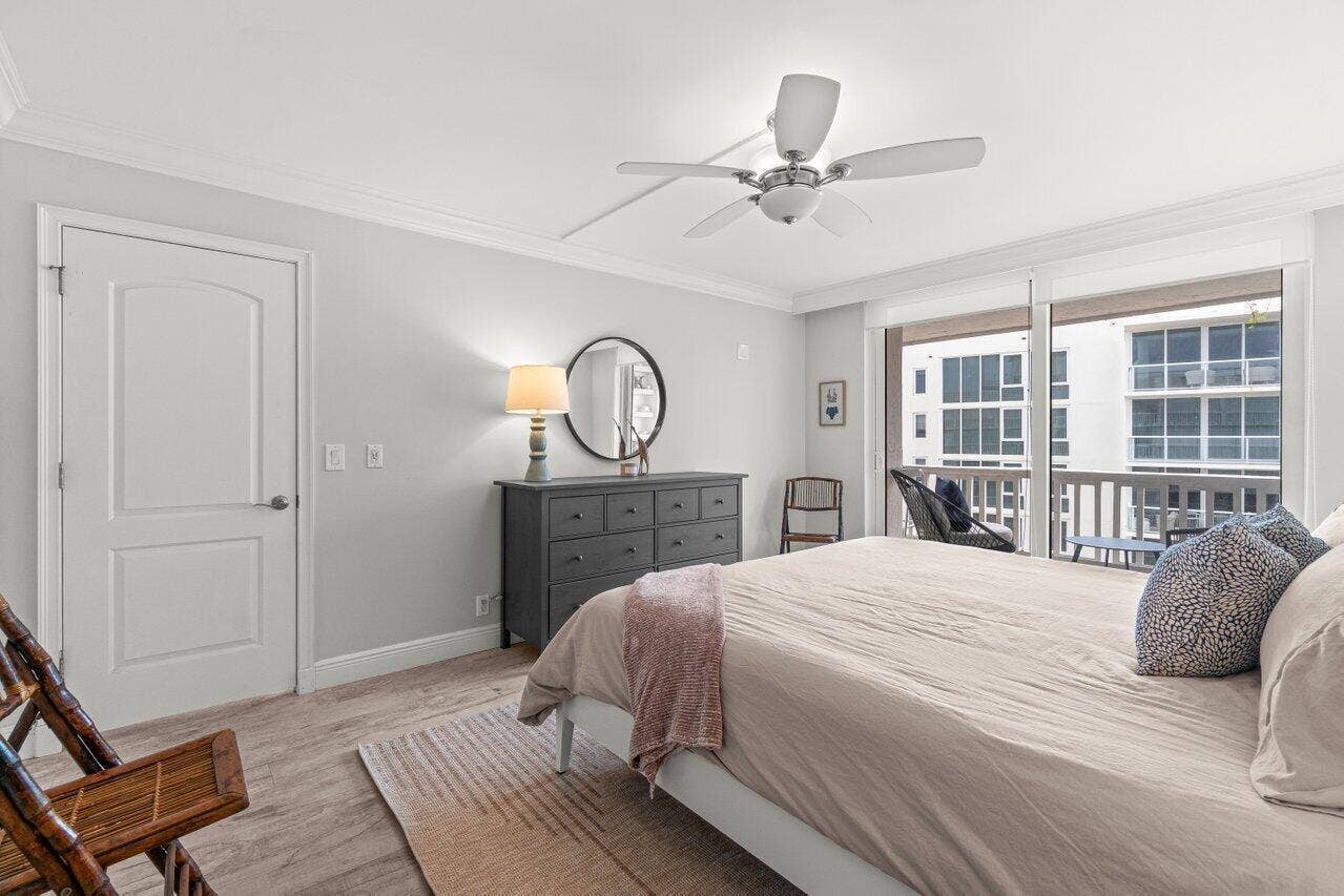 3570 S Ocean Boulevard, #806, Palm Beach, FL 33480 014-3570SouthOceanBoulevard-806-SouthPal