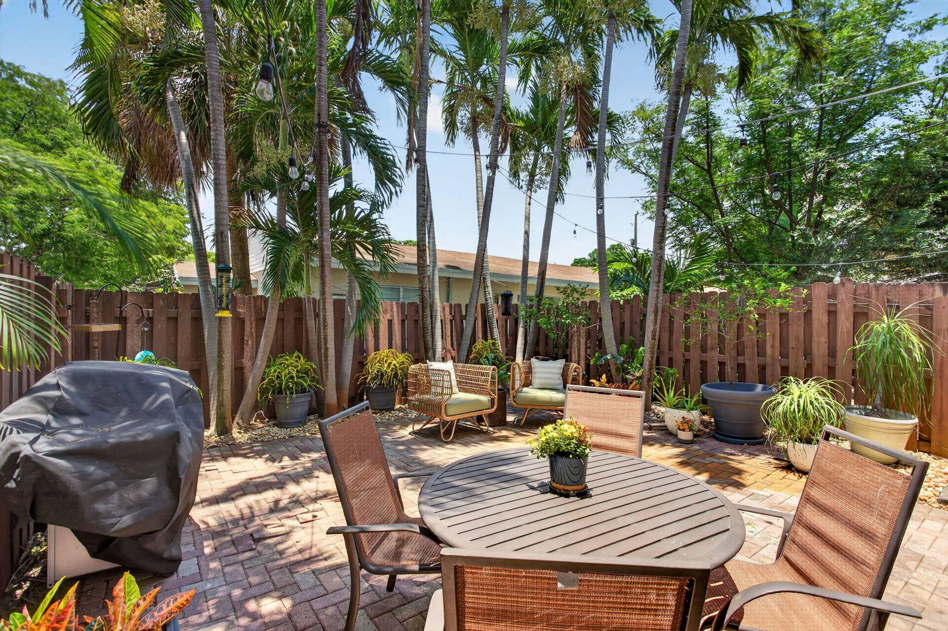 2505 NE 2nd Street, Pompano Beach, FL 33062 30-web-or-mls-2025-9410